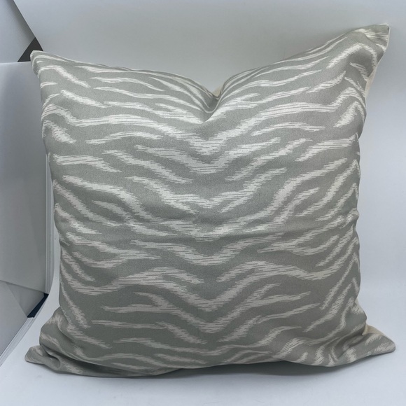 Neverused! Grey tiger striped pillow cover Tibetan tiger - Picture 8 of 11